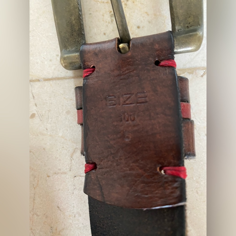 Belts - Picture 3 of 3
